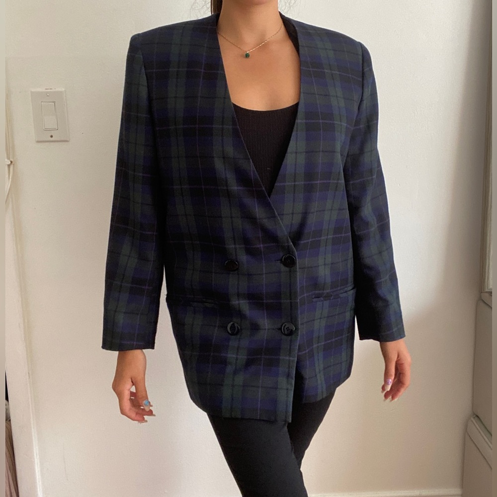 Formal navy blue blazer